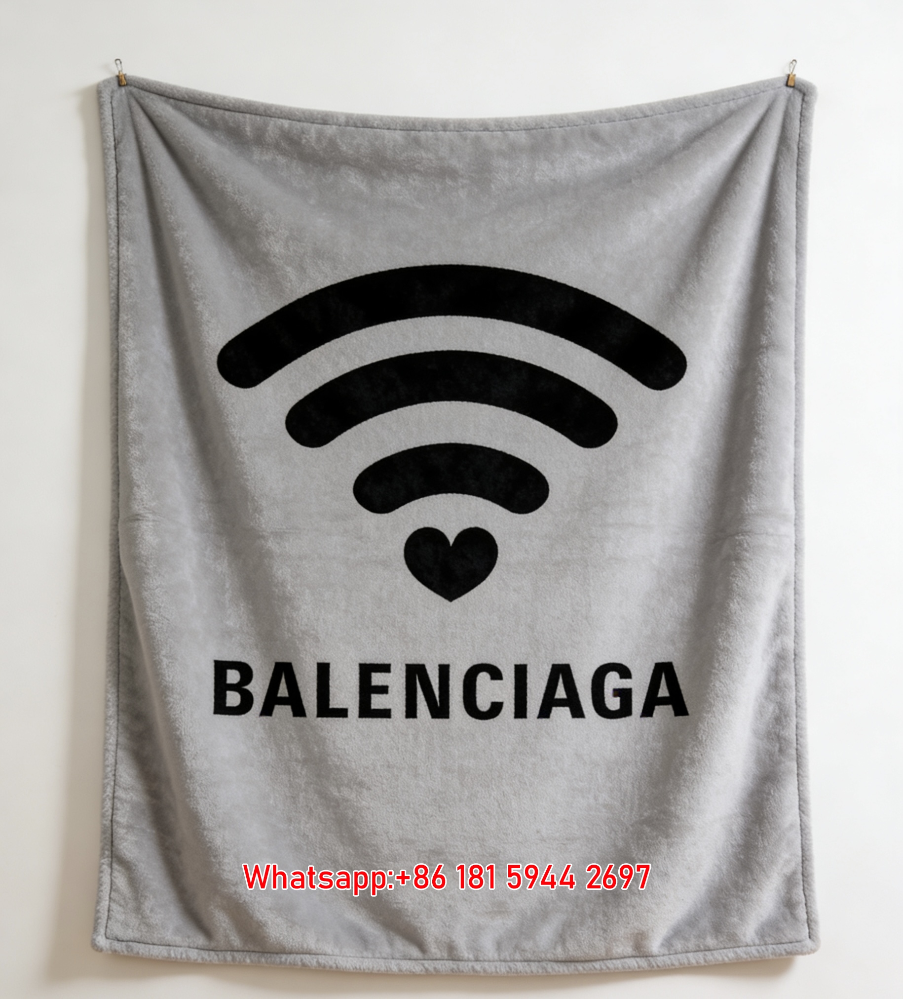 Balenciaga WiFi Heart Symbol Flannel Throw Blanket for Wall Decor BA295